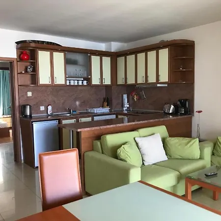 In Complex Panorama 公寓