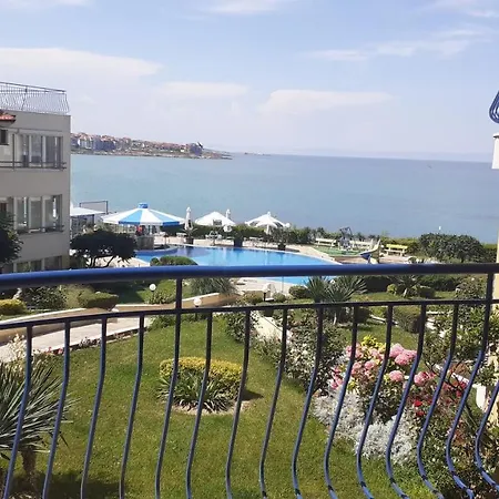 Appartement In Complex Panorama *